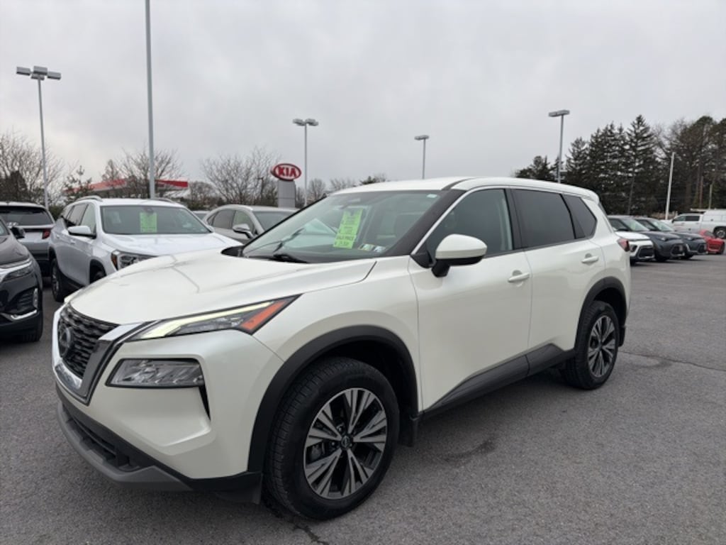 Used 2023 Nissan Rogue SV SUV