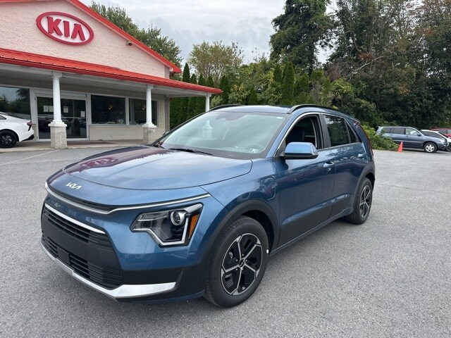 2025 Kia Niro Plug-In Hybrid EX photo 3