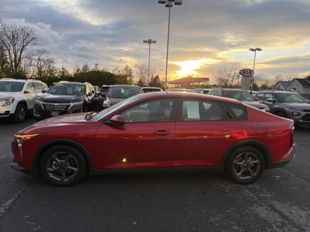 Used 2025 Kia K4 LXS Sedan