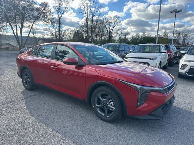 2025 Kia K4 LXS's photo