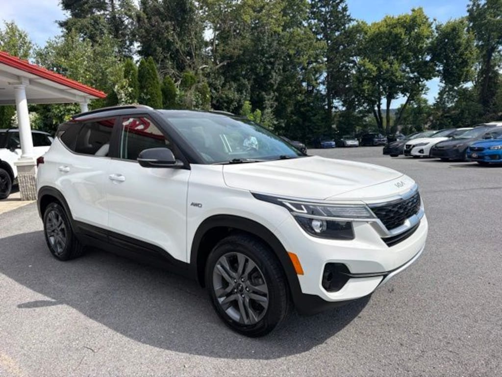 Used 2022 Kia Seltos S SUV