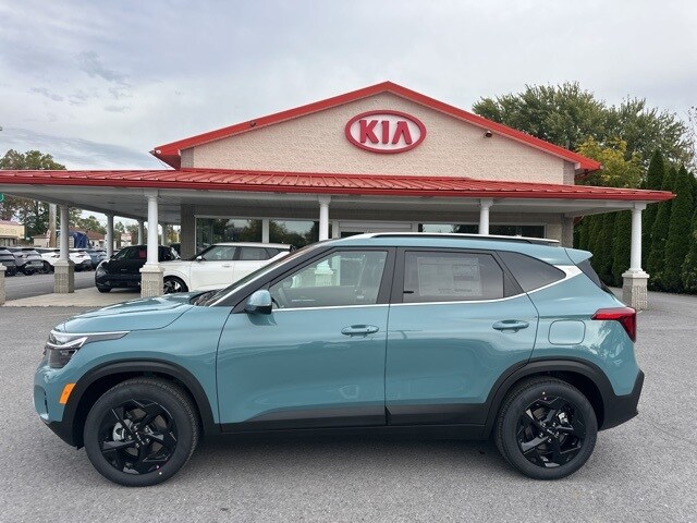 2026 Kia Seltos EX photo 4