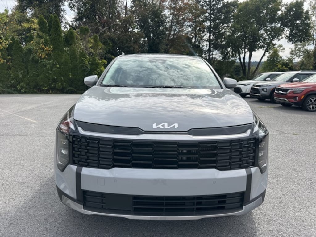 New 2026 Kia Sportage Hybrid S SUV