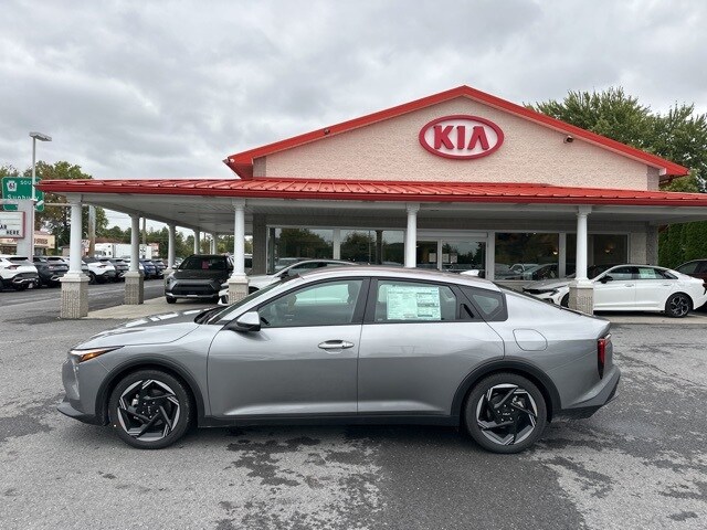 2025 Kia K4 EX photo 4