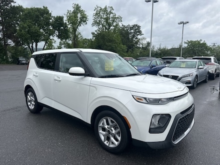 2022 Kia Soul LX Hatchback