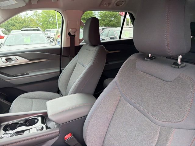 2025 Ford Explorer Active - Photo 28
