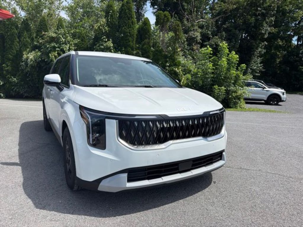 New 2027 Kia Carnival LXS Van Passenger Van