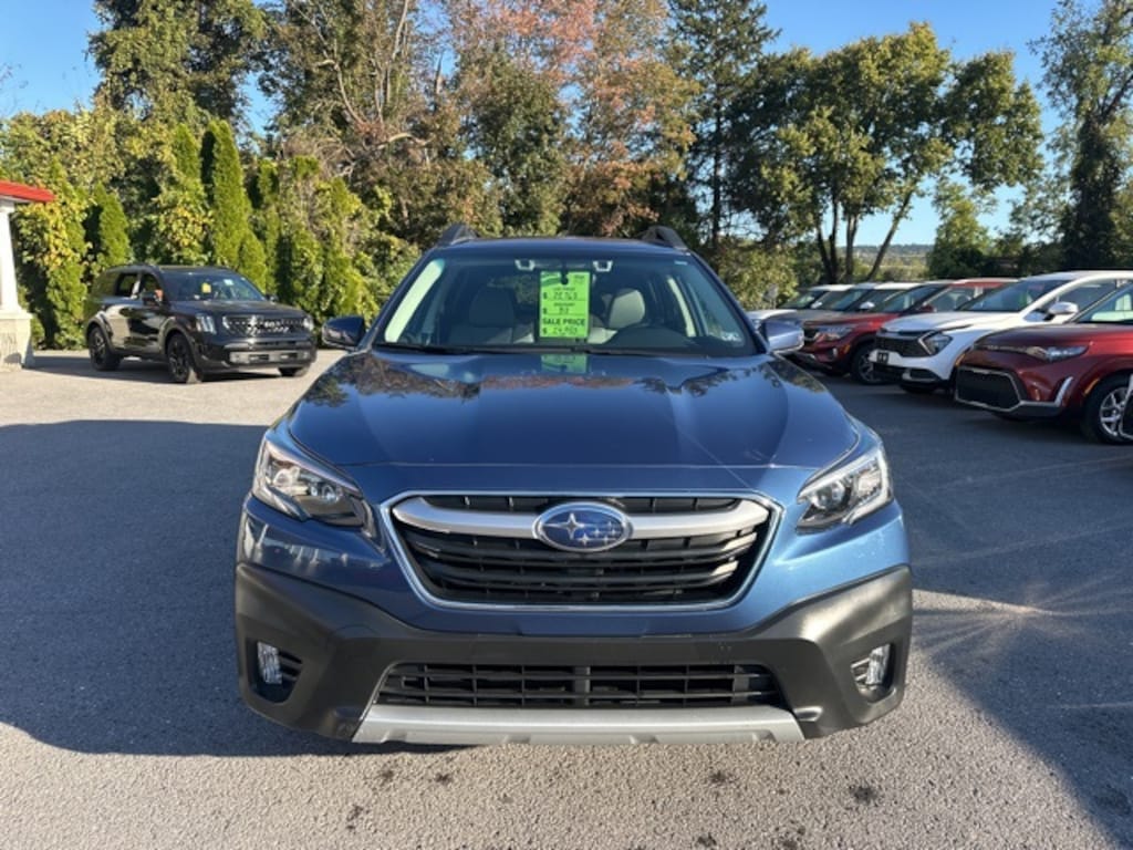 Used 2022 Subaru Outback Premium SUV