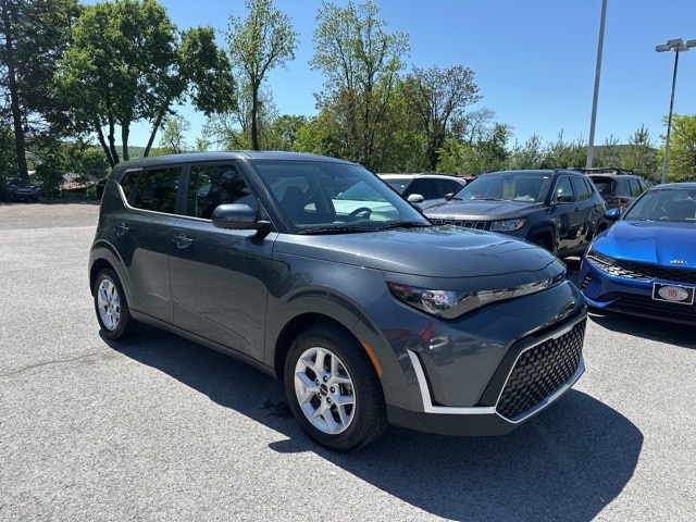2024 Kia Soul LX Hatchback