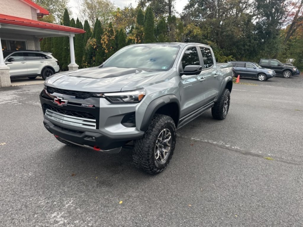 Used 2024 Chevrolet Colorado ZR2 Truck