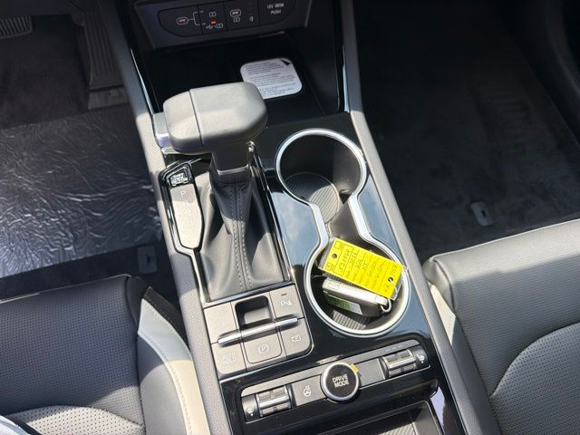 2026 Kia K5 GT-Line - Photo 24