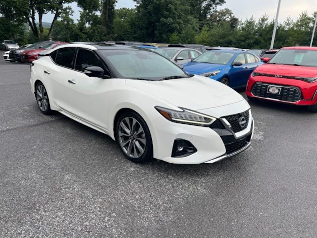 Used 2023 Nissan Maxima Platinum Sedan
