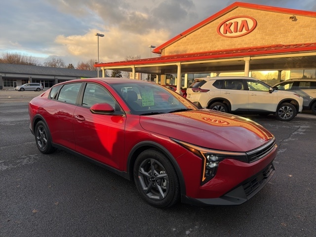 2025 Kia K4 LXS's photo
