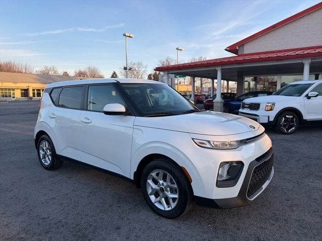 2020 Kia Soul S's photo