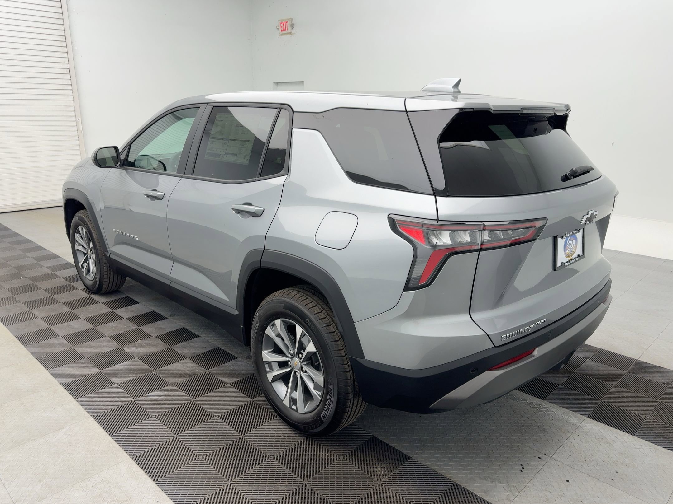 2026 Chevrolet Equinox LT photo 3