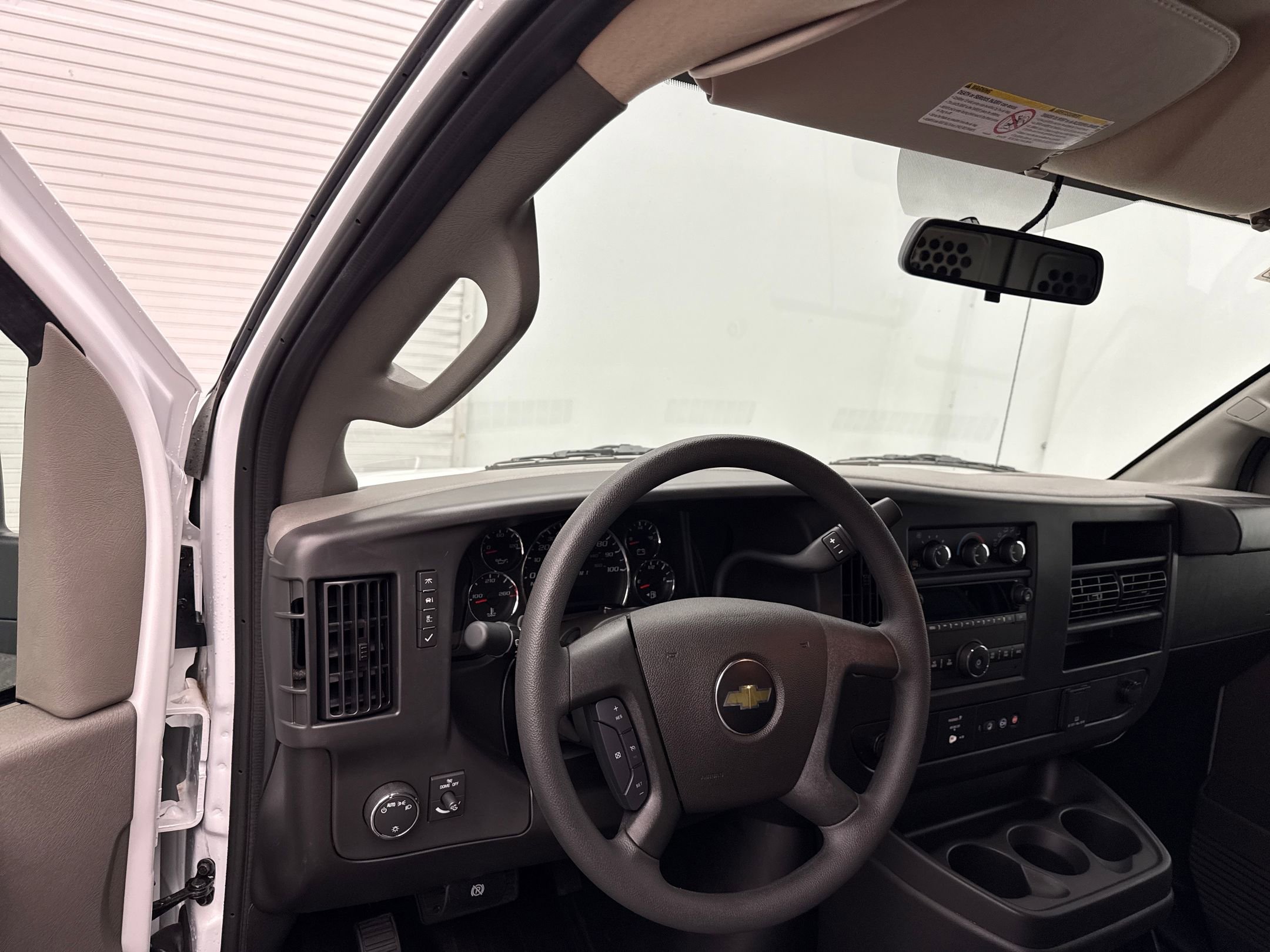 2024 Chevrolet Express Cargo Van 2500 photo 4