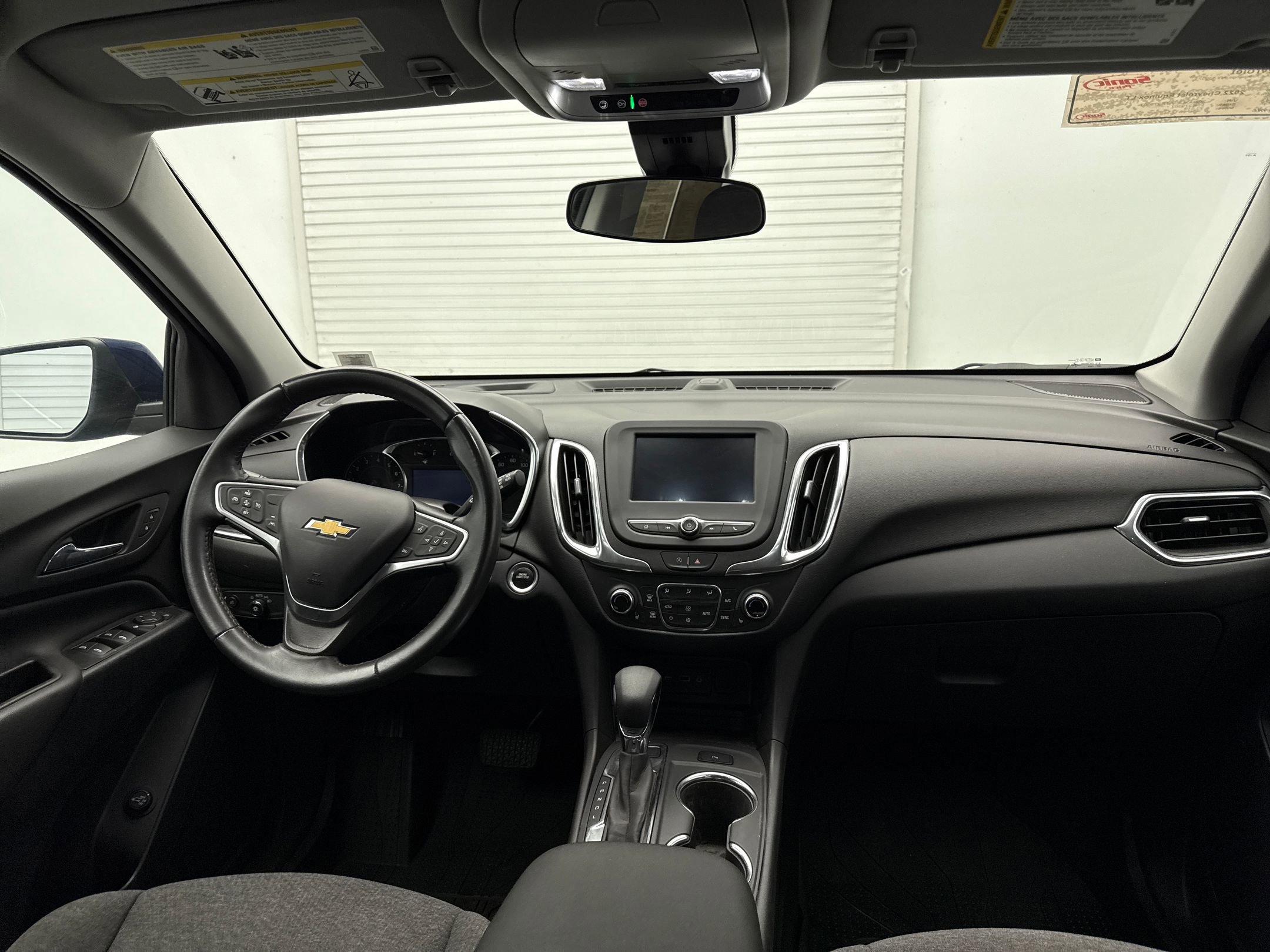 2022 Chevrolet Equinox LT photo 4