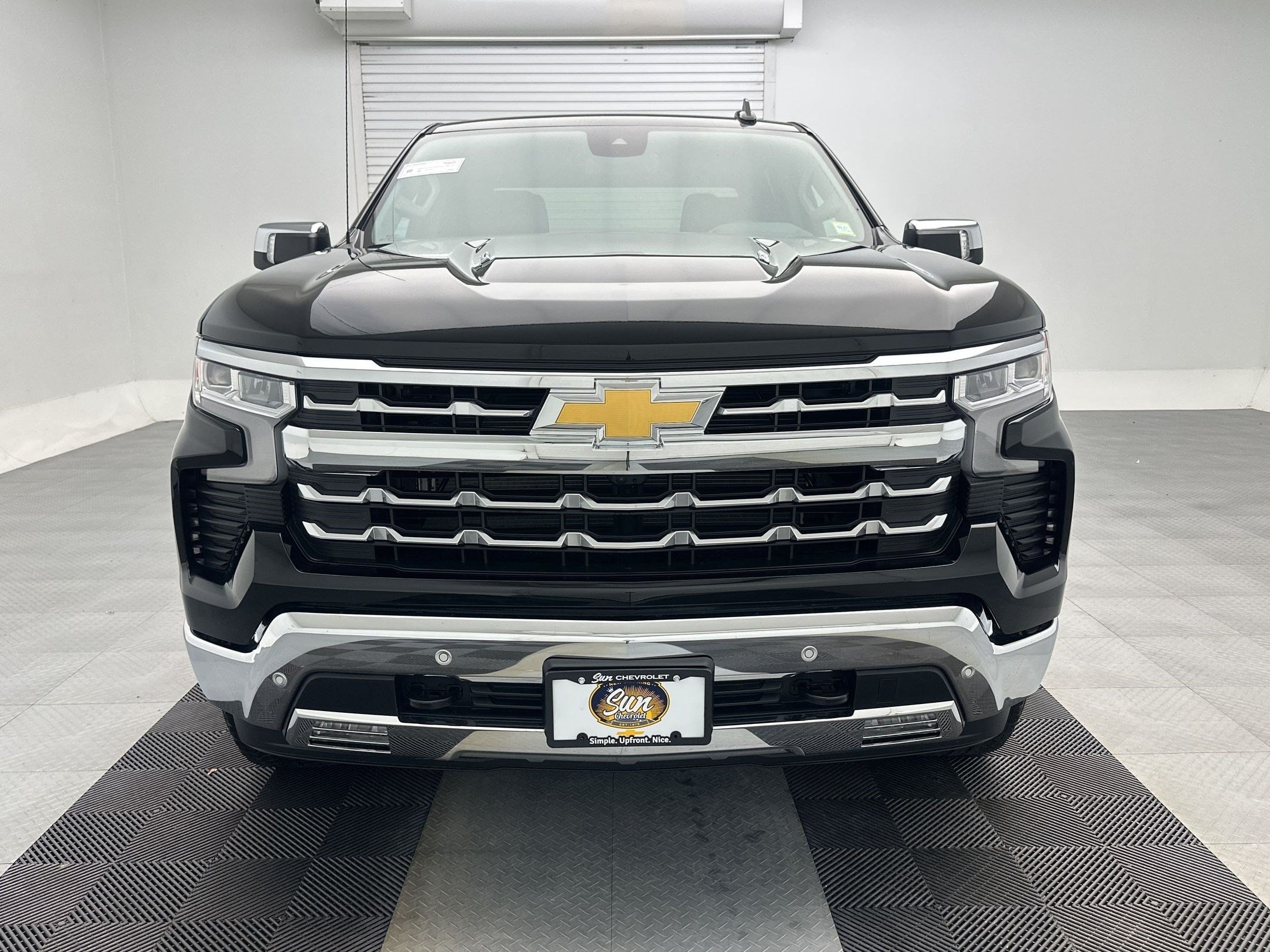 2026 Chevrolet Silverado 1500 LTZ - Photo 6