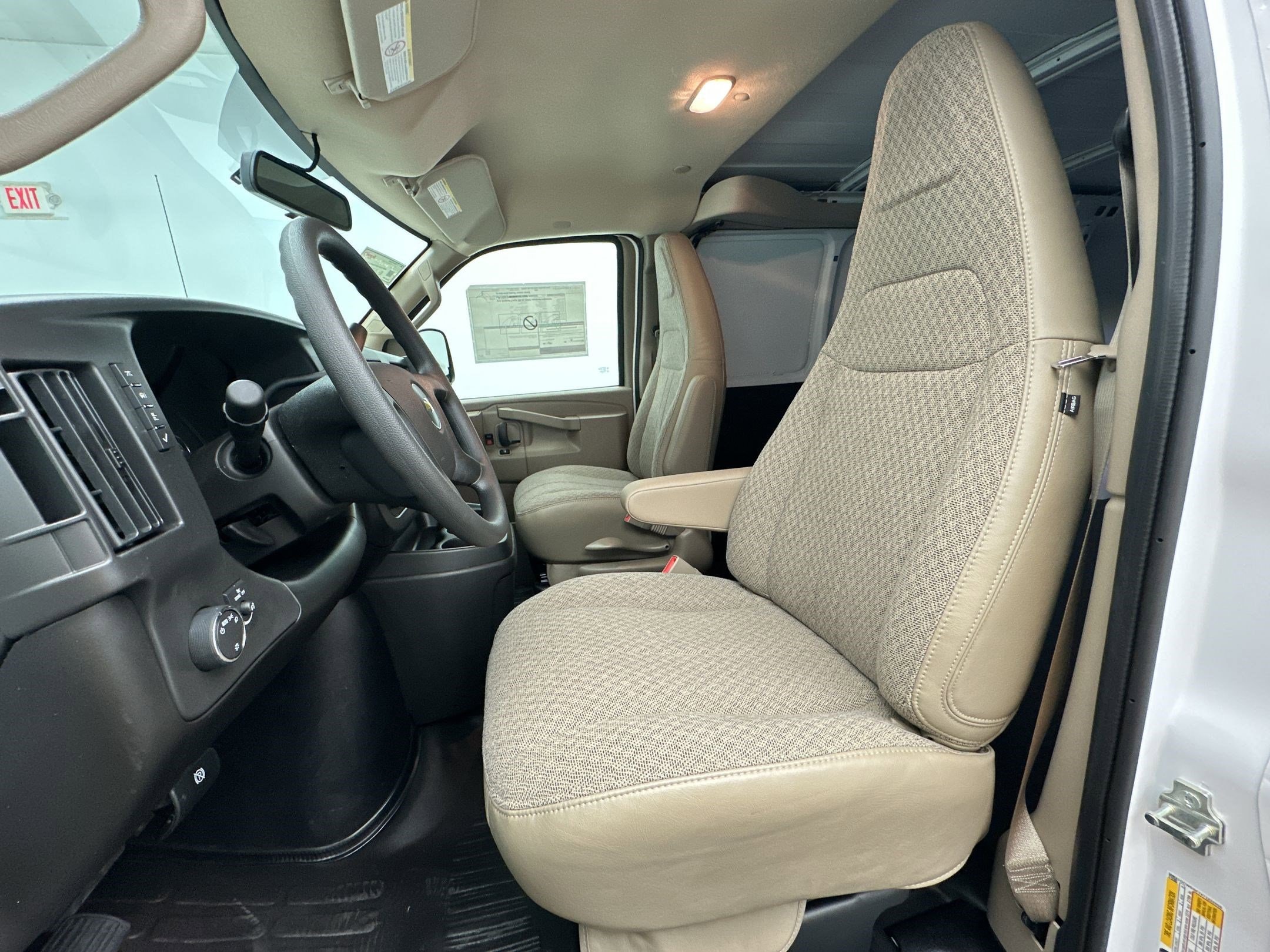2026 Chevrolet Express Cargo Work Van - Photo 5