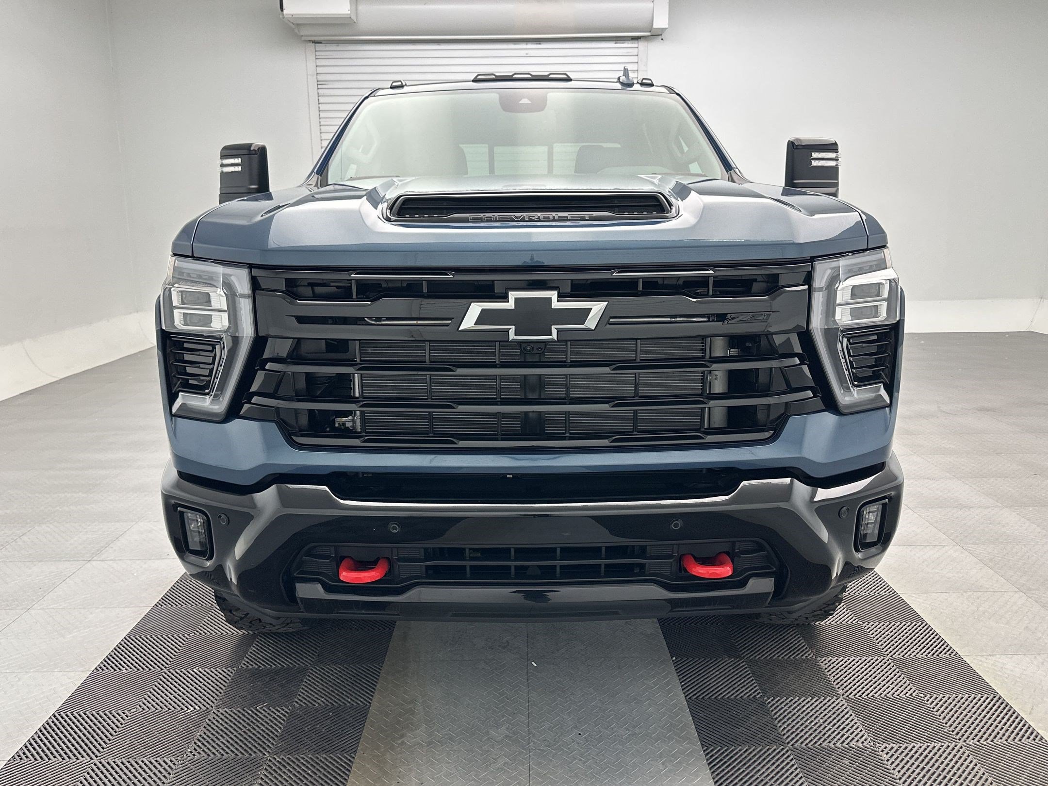 2026 Chevrolet Silverado 3500 HD LTZ - Photo 6