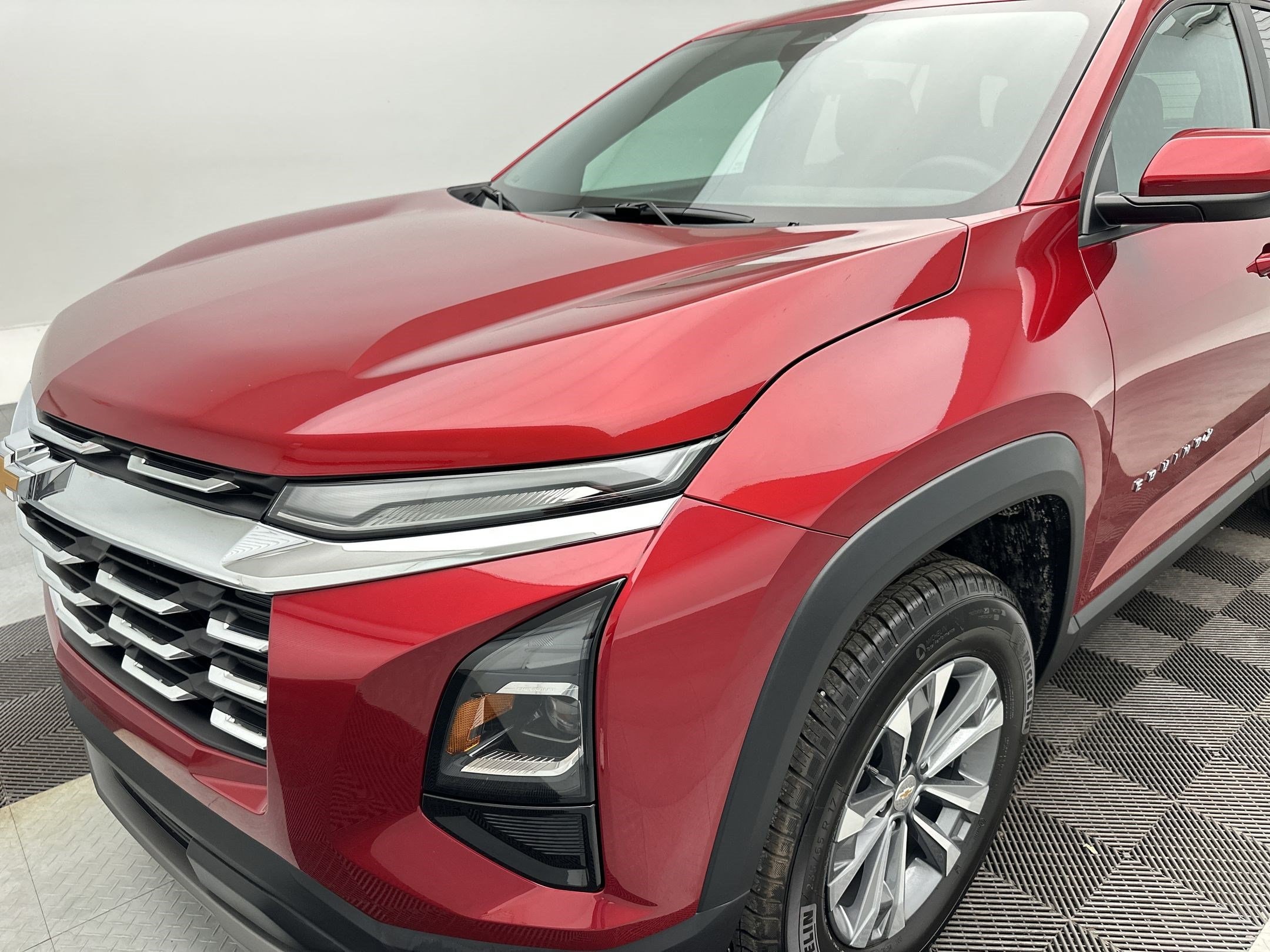 2027 Chevrolet Equinox LT - Photo 27
