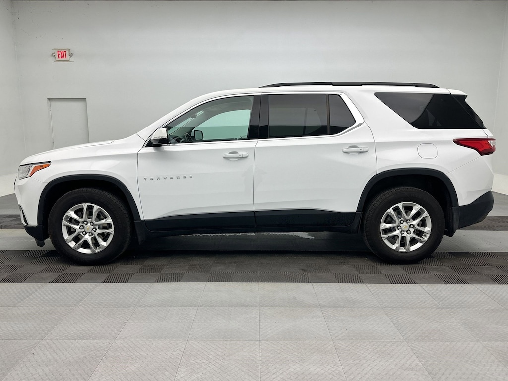 Used 2020 Chevrolet Traverse LT Cloth SUV