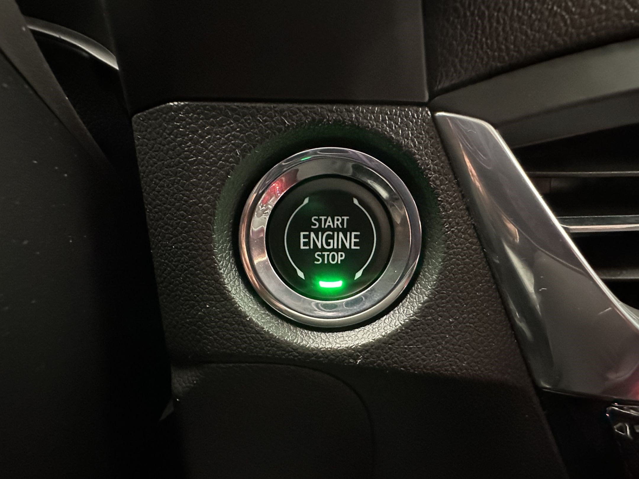 2025 Buick Encore GX Sport Touring - Photo 17