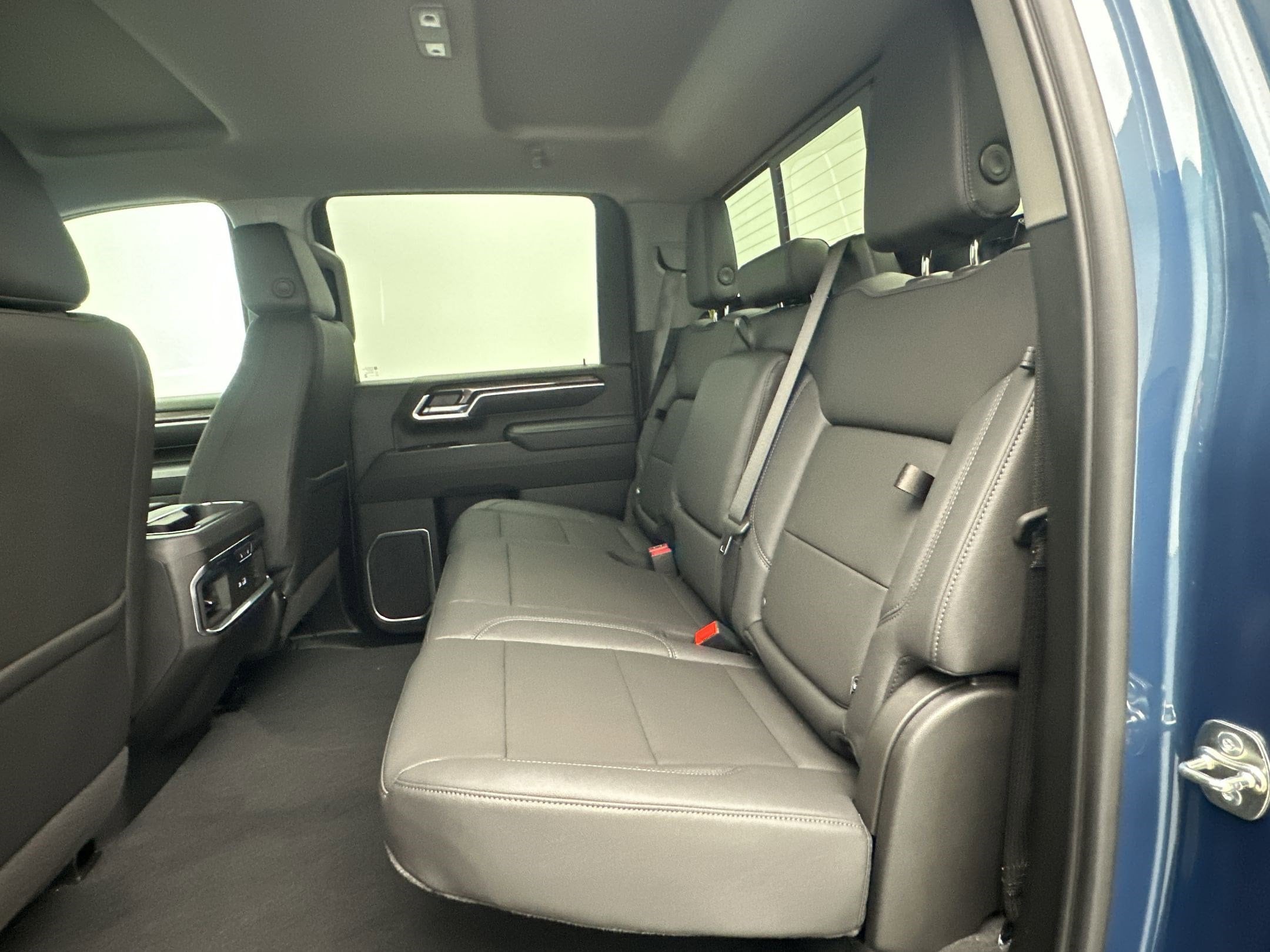 2026 Chevrolet Silverado 3500 HD LTZ - Photo 14