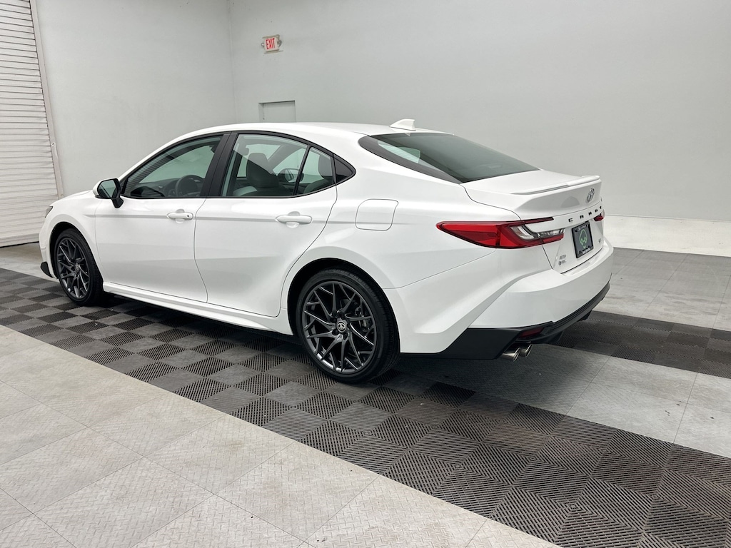 Used 2026 Toyota Camry SE Sedan