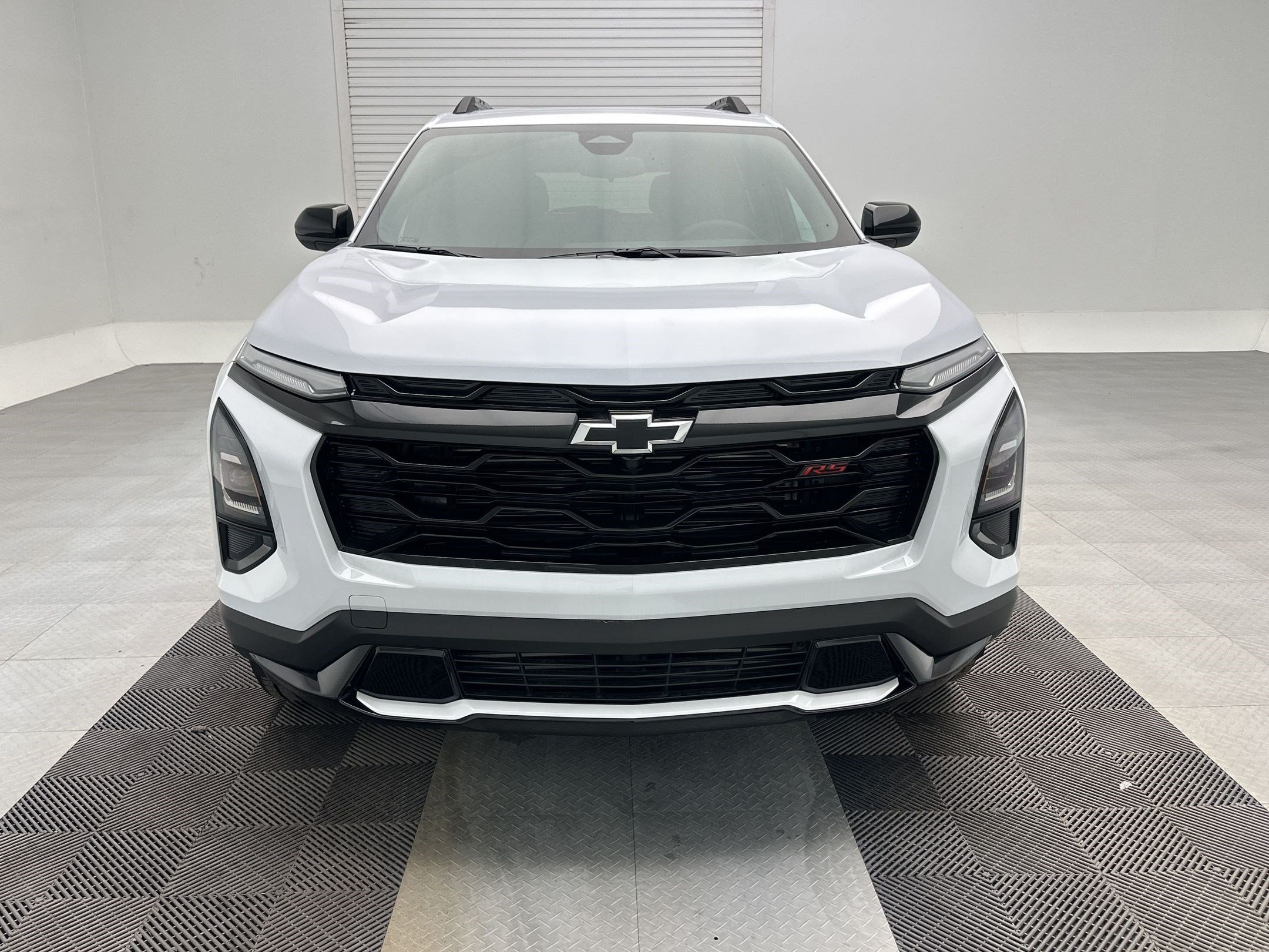 2027 Chevrolet Equinox RS - Photo 6