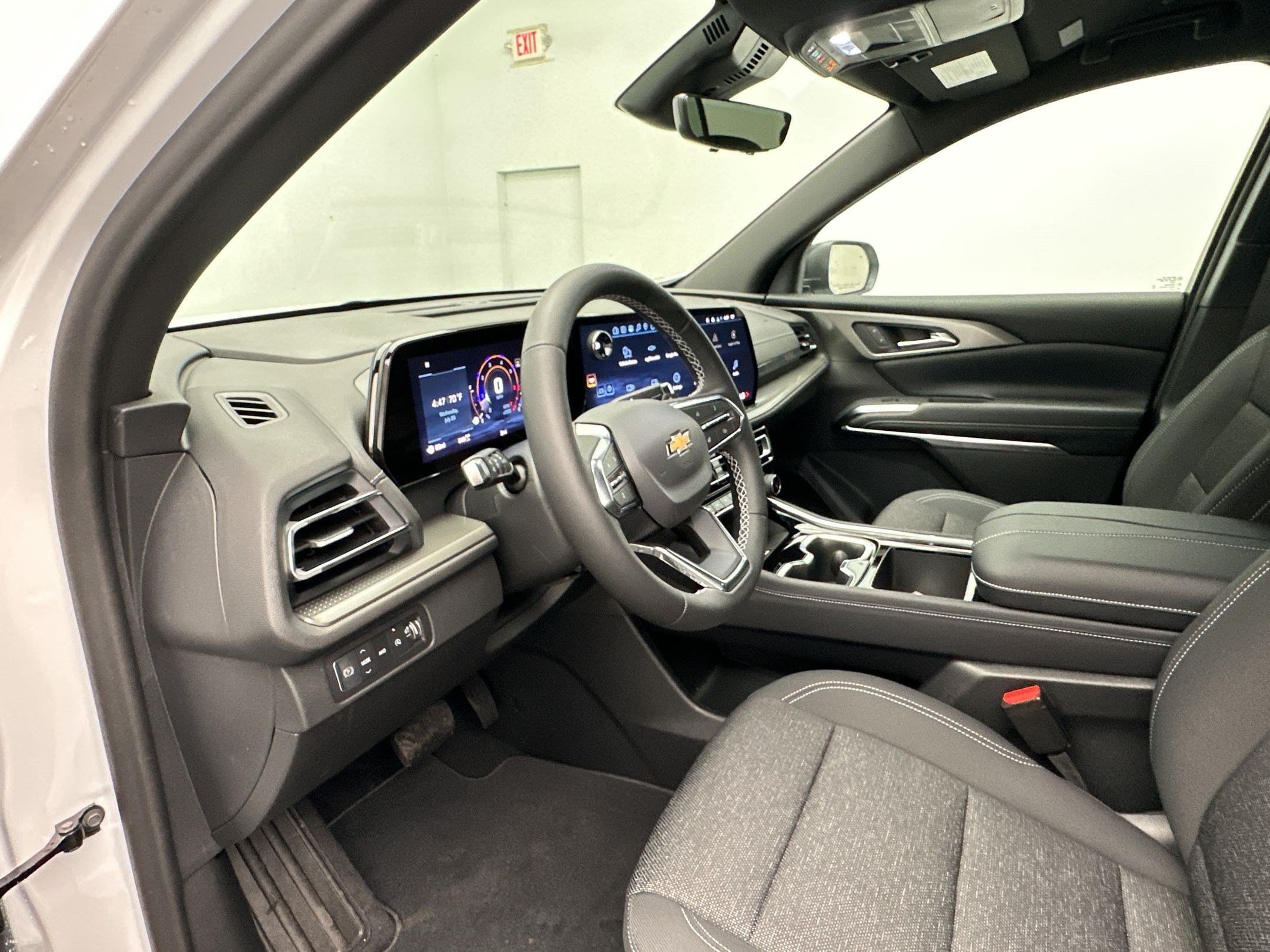 2026 Chevrolet Traverse LT - Photo 28