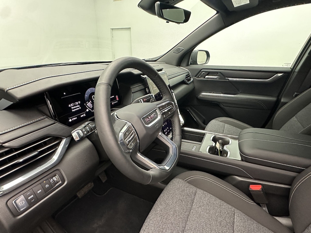 Used 2026 GMC Acadia Elevation SUV