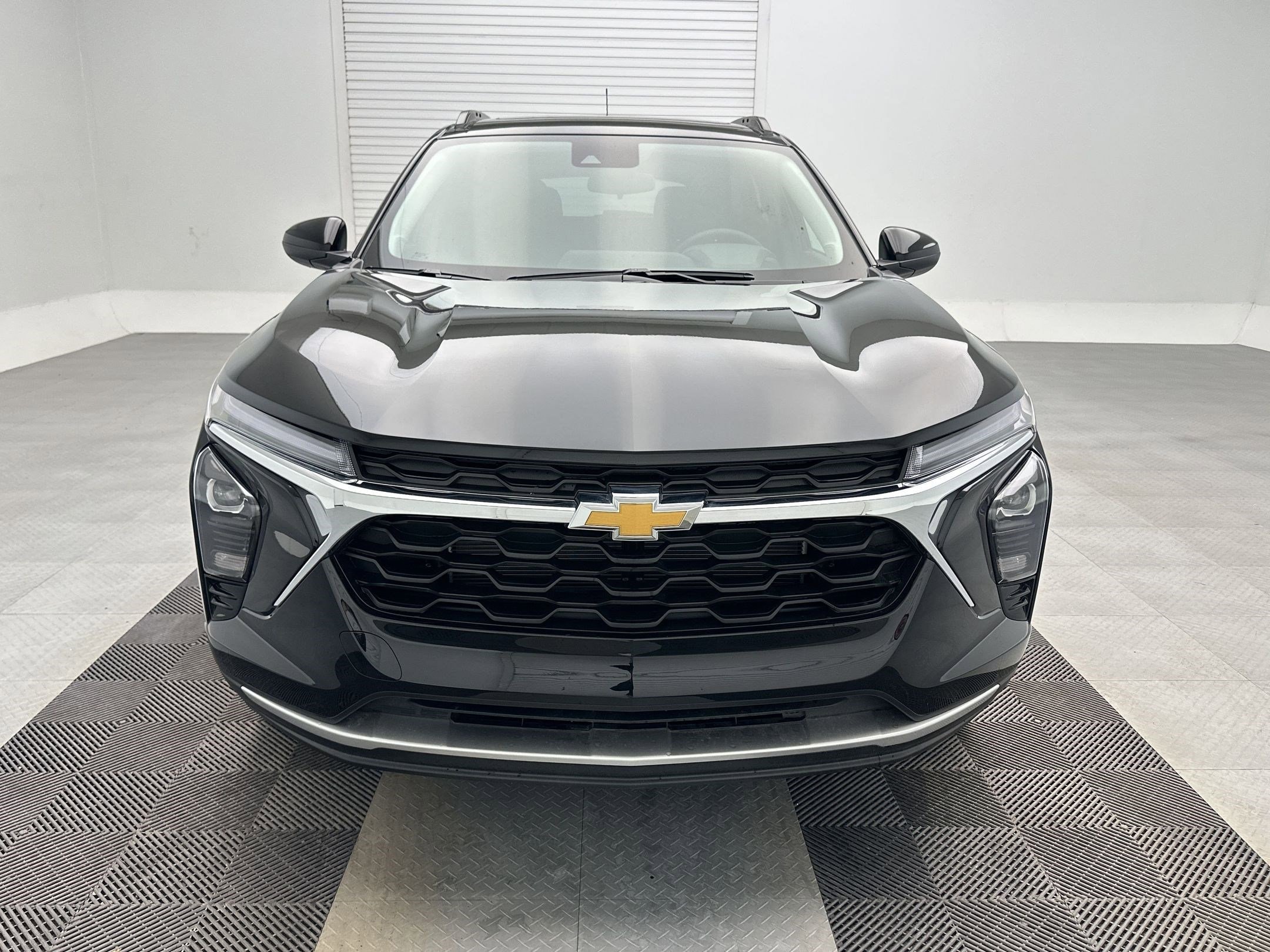 2026 Chevrolet Trax LT - Photo 6
