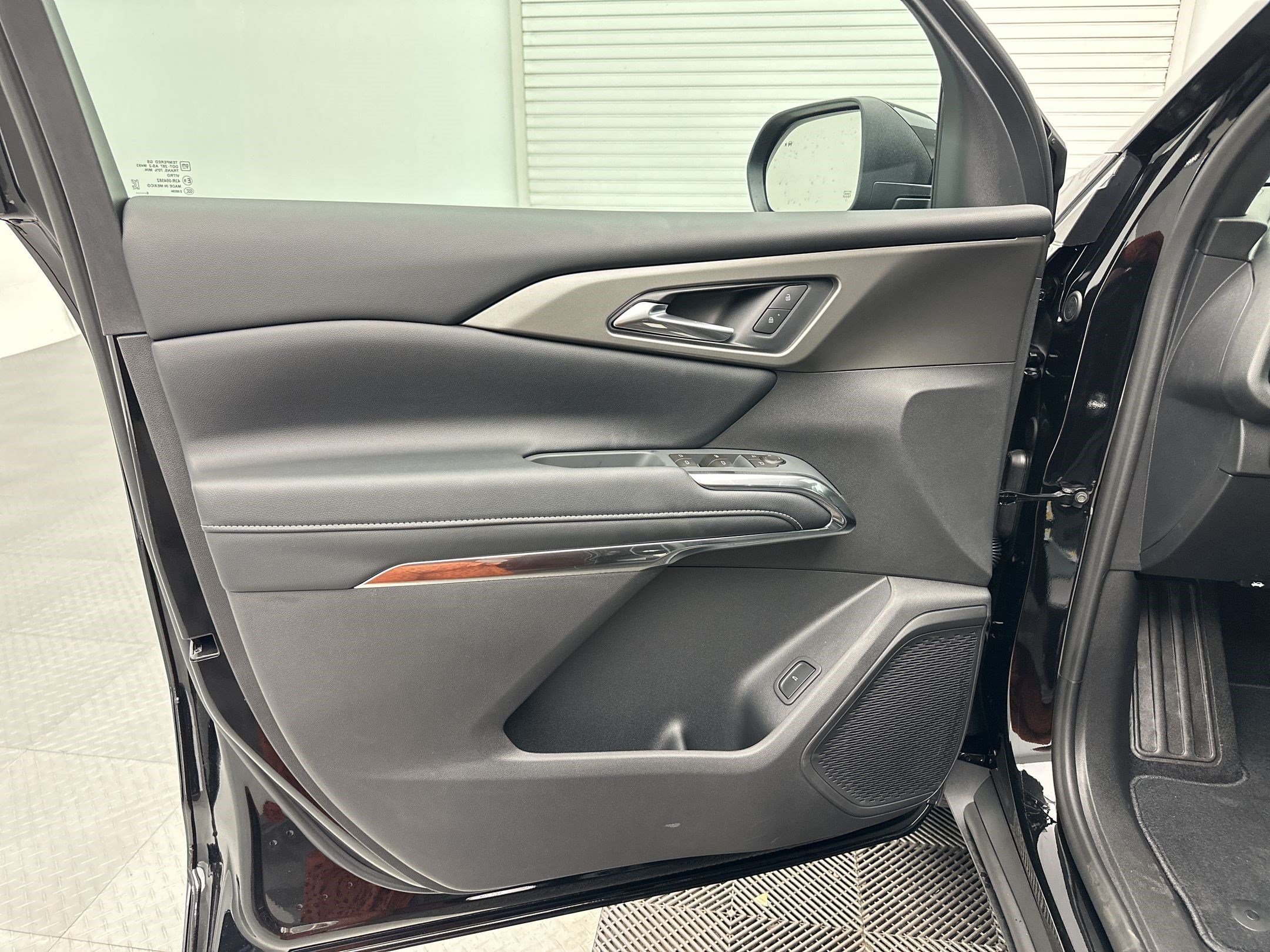 2026 Chevrolet Traverse LT - Photo 13