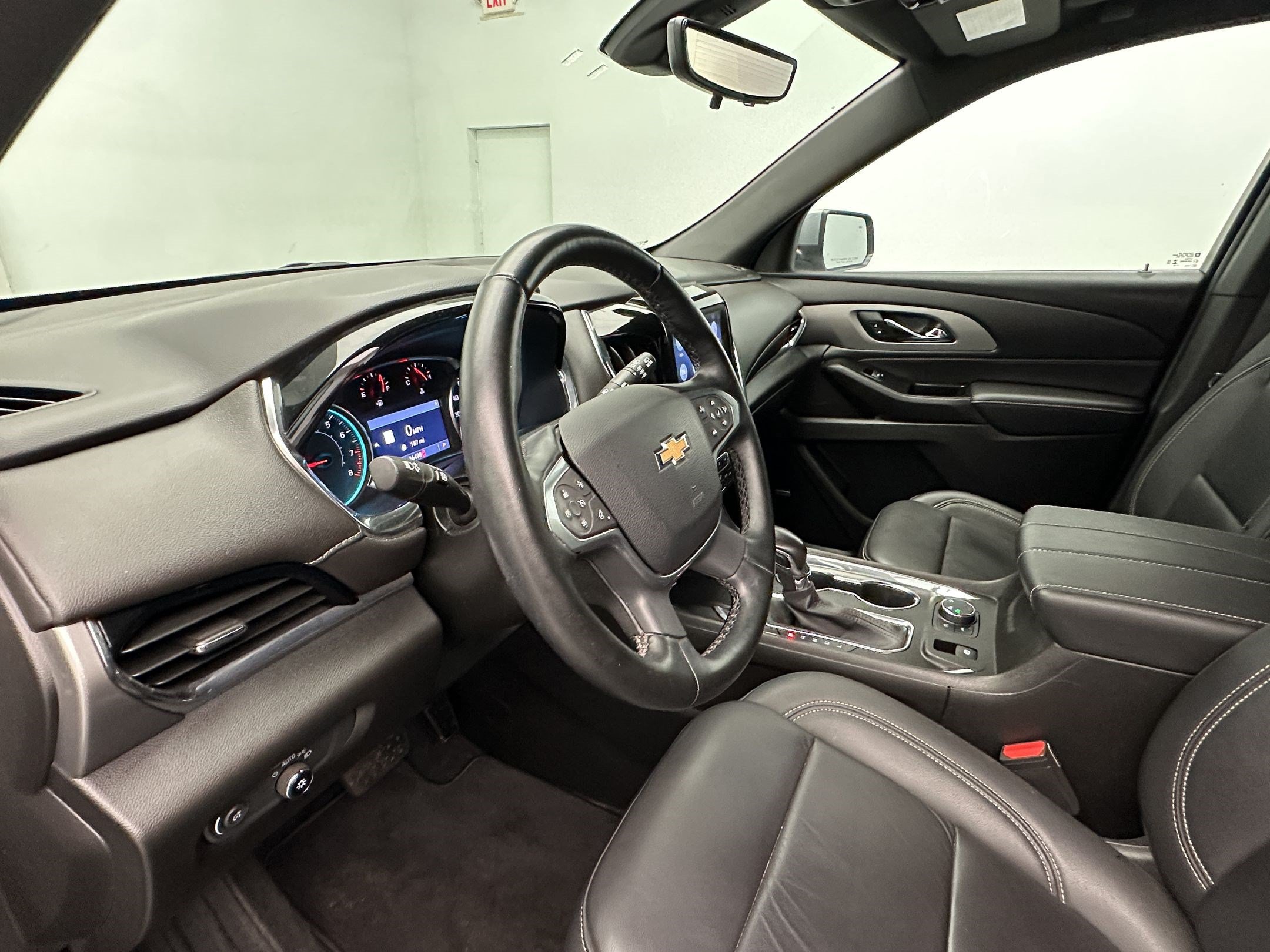 Used 2023 Chevrolet Traverse LT Leather SUV