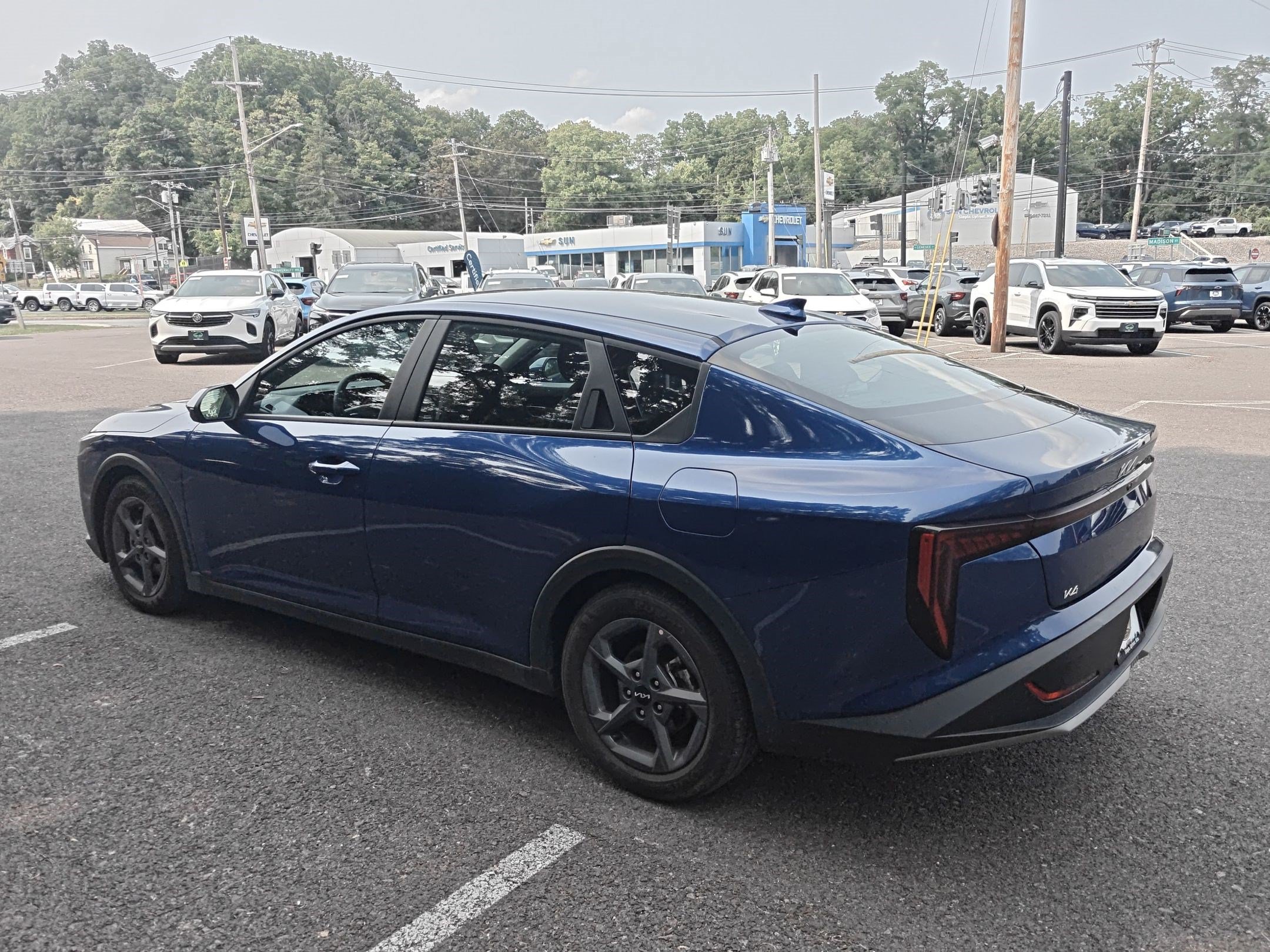 2025 Kia K4 LXS - Photo 3