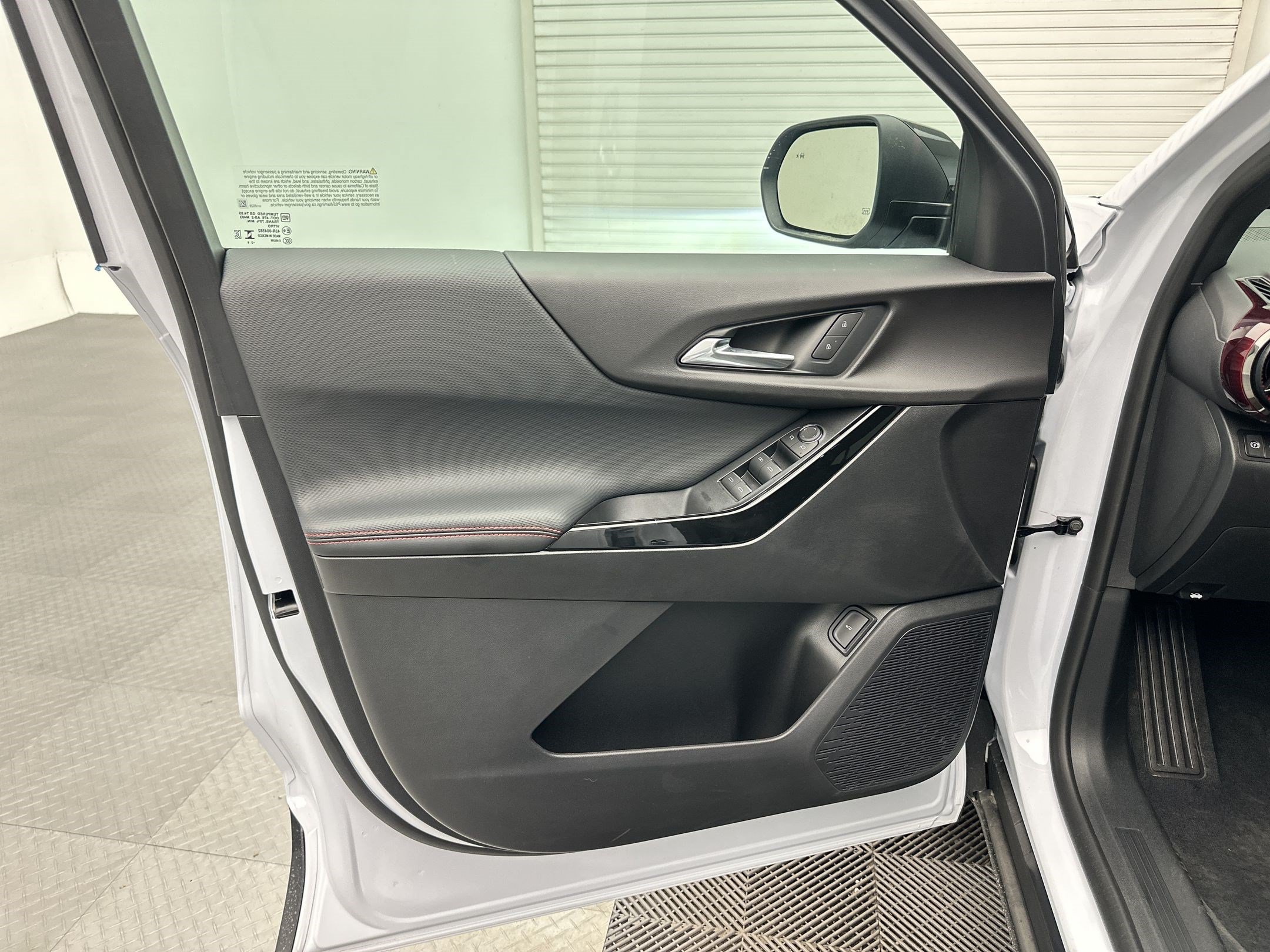 2027 Chevrolet Equinox RS - Photo 13