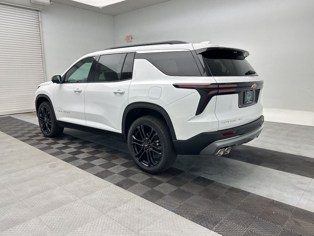 Used 2026 Chevrolet Traverse LT SUV