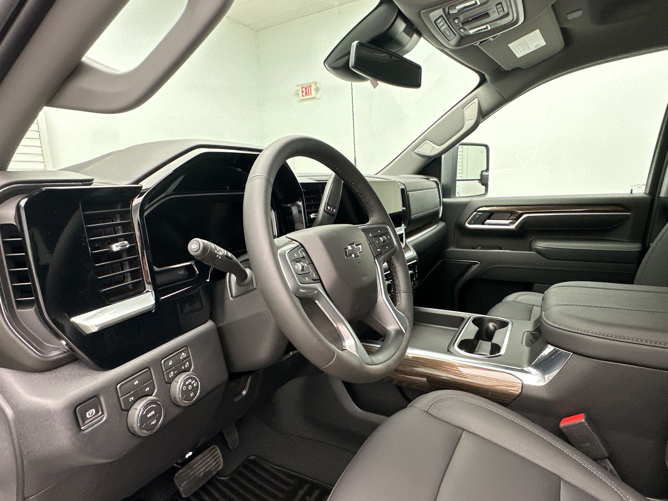 2026 Chevrolet Silverado 2500 HD LT - Photo 4