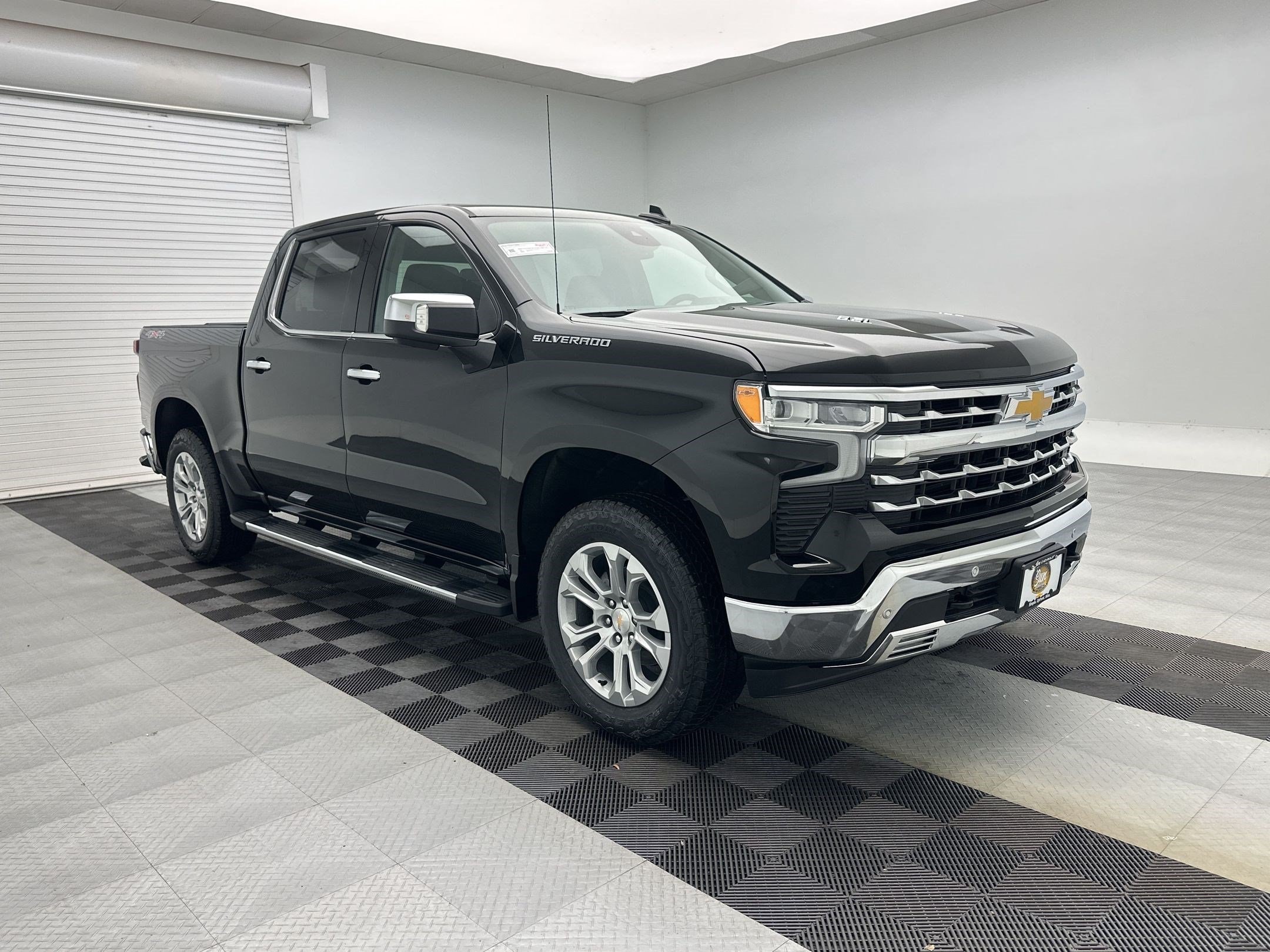 2026 Chevrolet Silverado 1500 LTZ - Photo 7