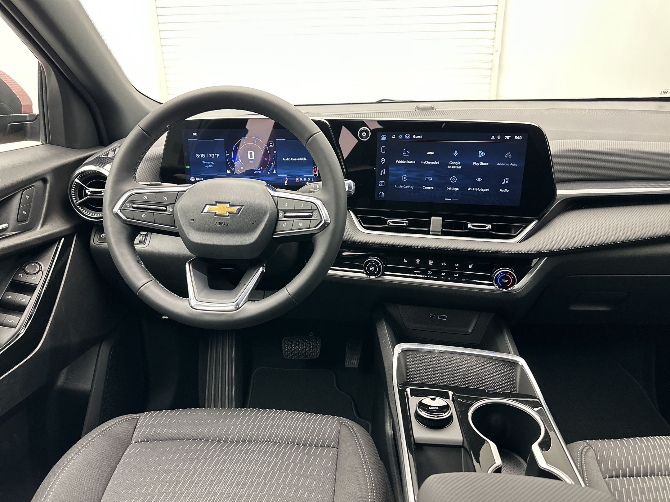 2027 Chevrolet Equinox LT - Photo 28
