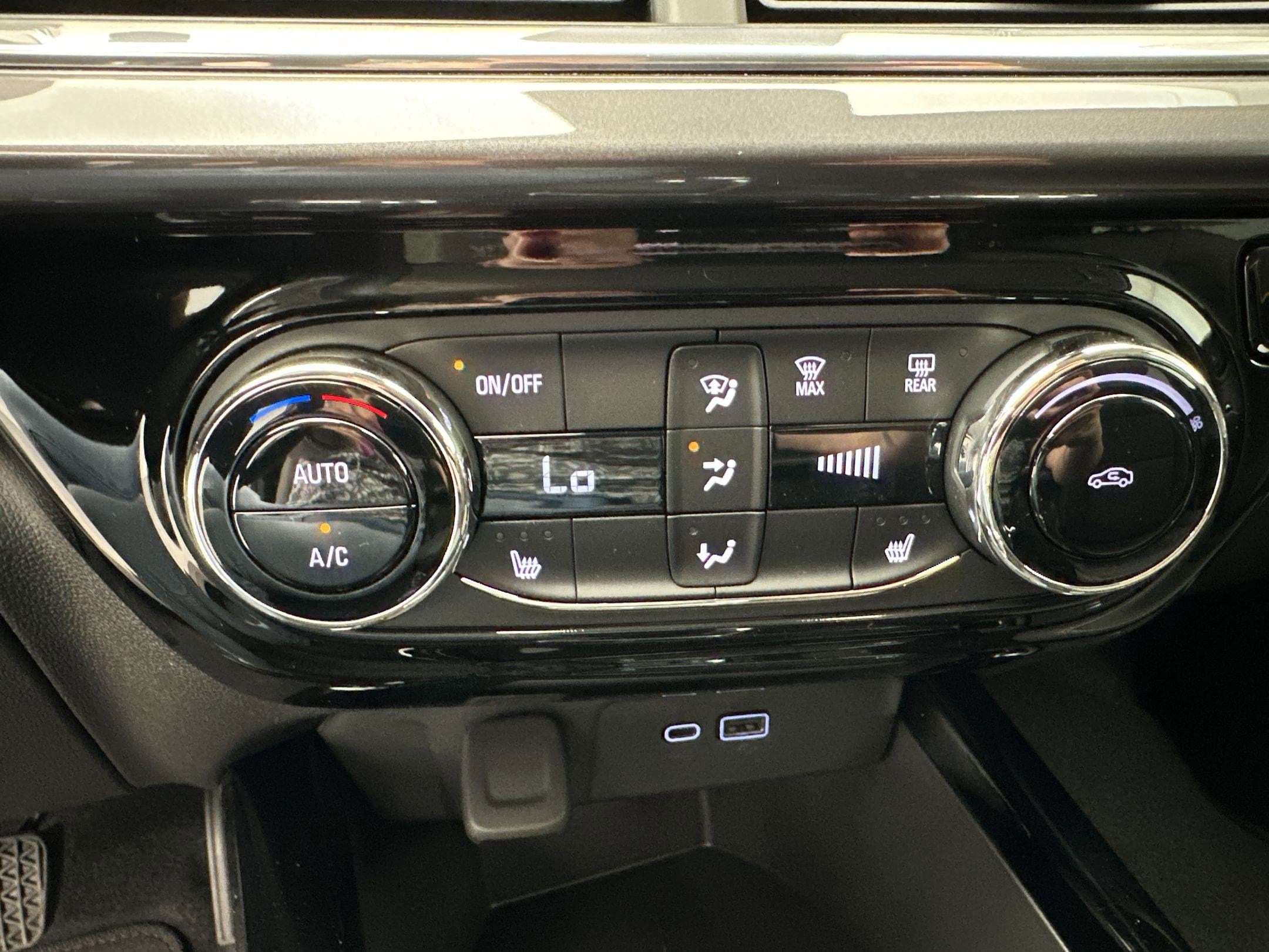 2026 Chevrolet Trax Activ - Photo 17