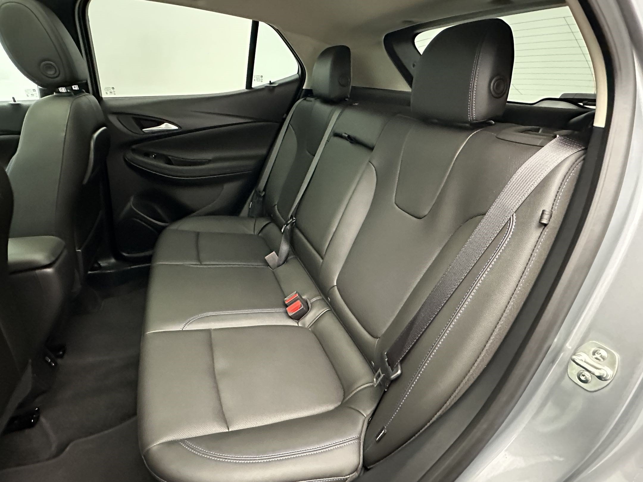 2025 Buick Encore GX Sport Touring - Photo 22