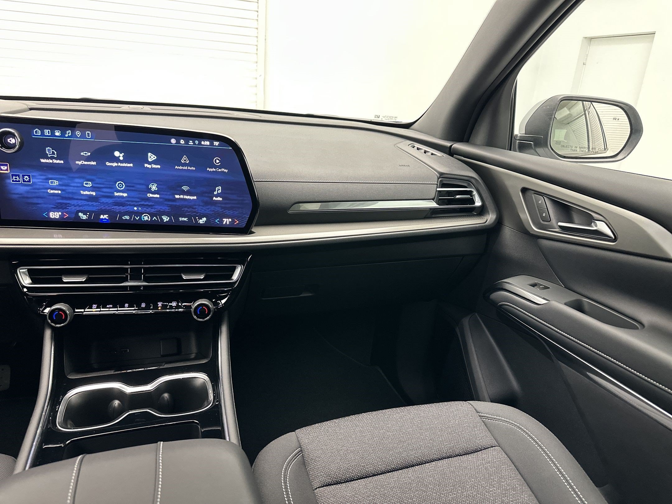 2026 Chevrolet Traverse LT - Photo 27