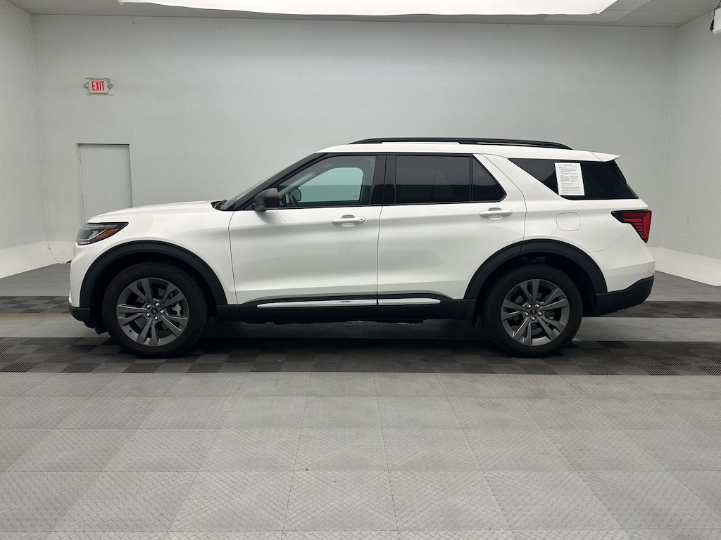 Used 2025 Ford Explorer Active SUV