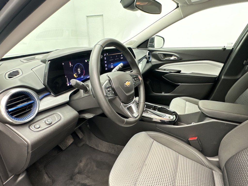 Used 2024 Chevrolet Trax LT SUV