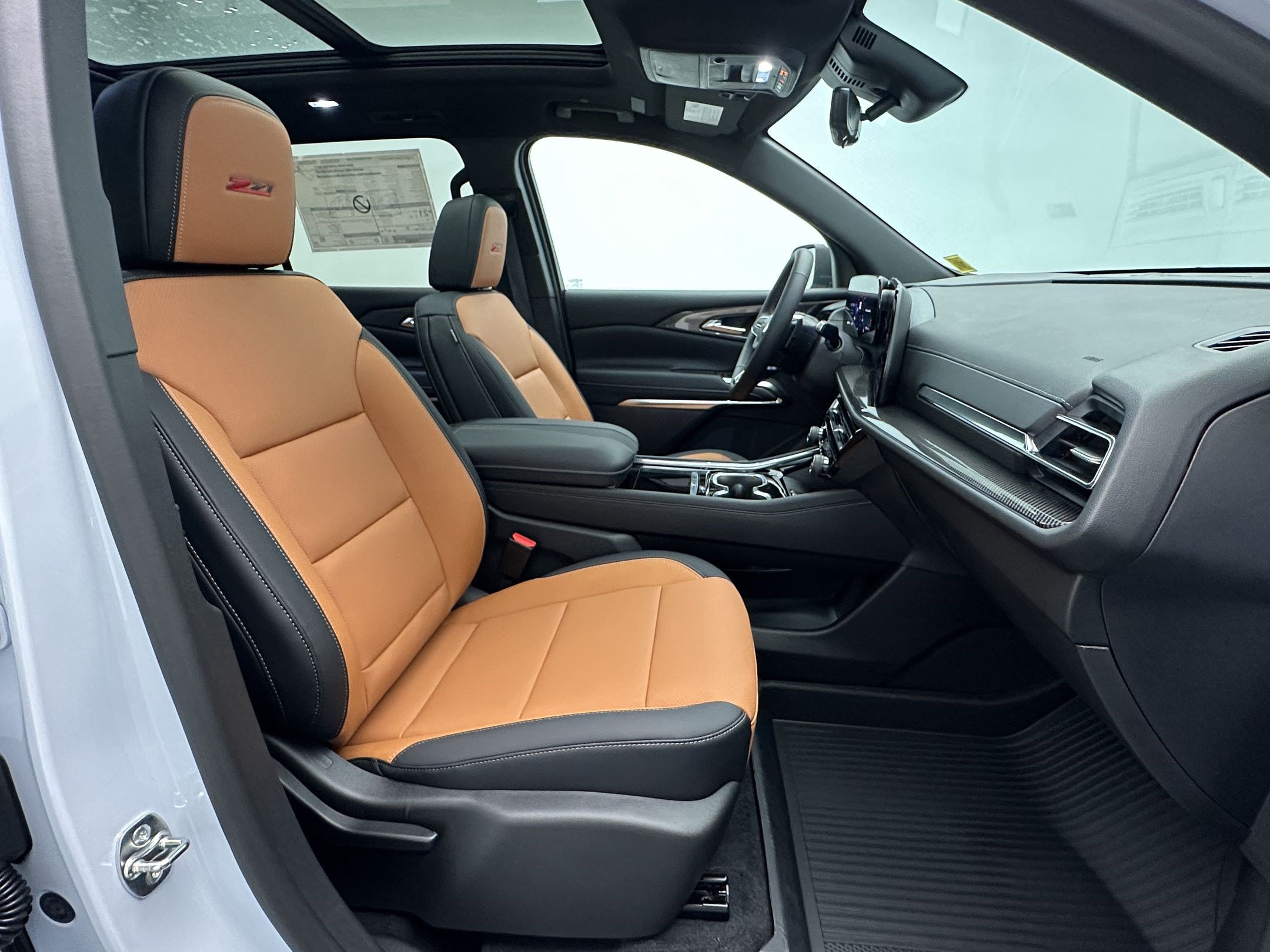 2027 Chevrolet Traverse Z71 - Photo 27