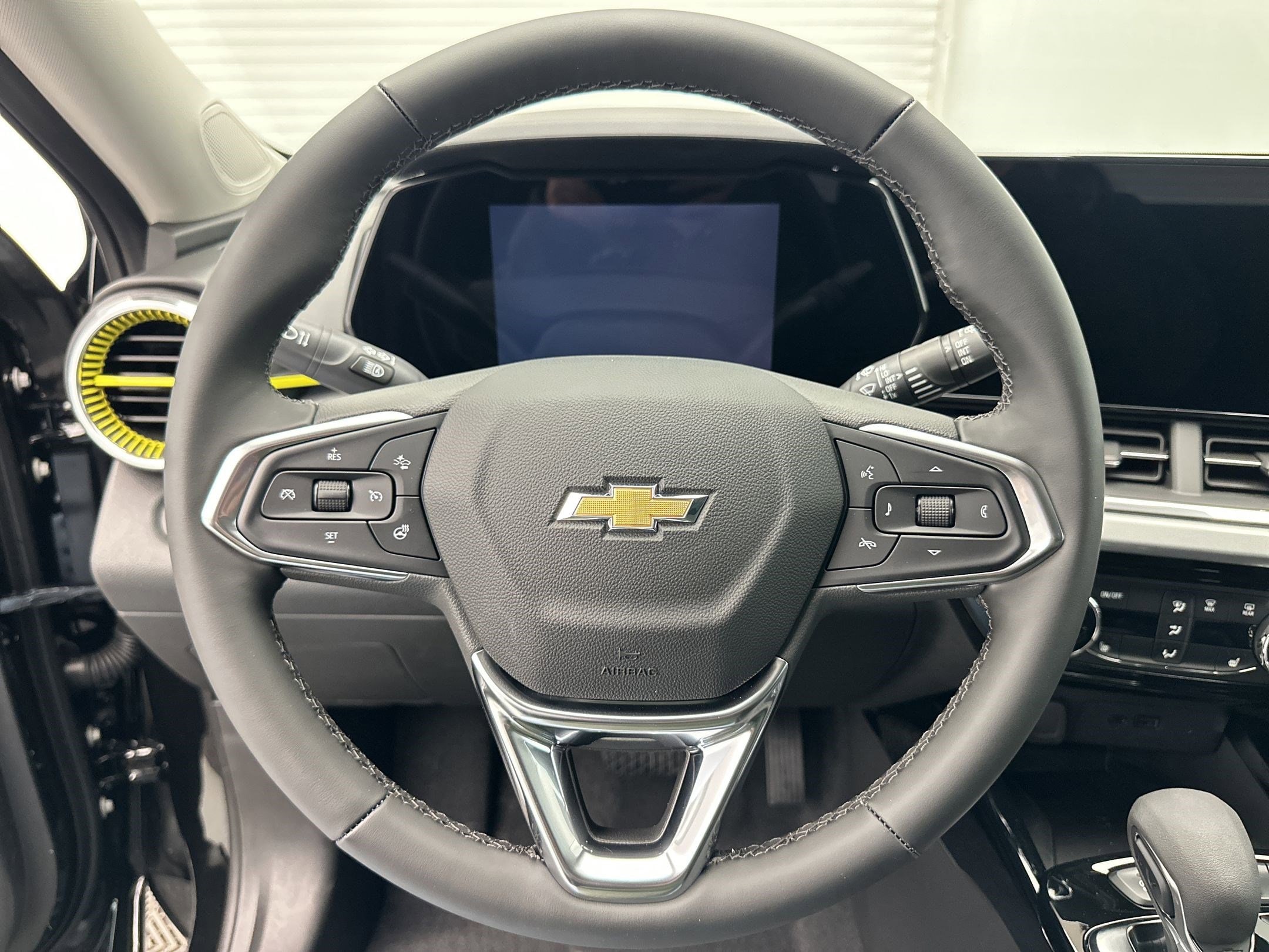 2026 Chevrolet Trax LT - Photo 15