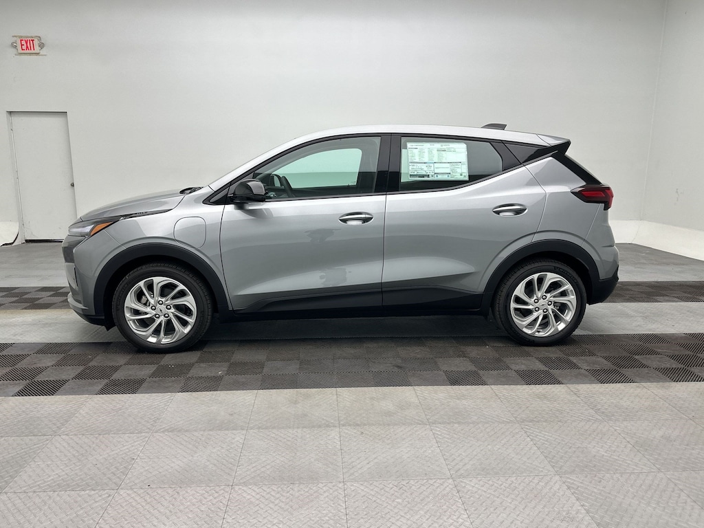 New 2027 Chevrolet Bolt LT SUV