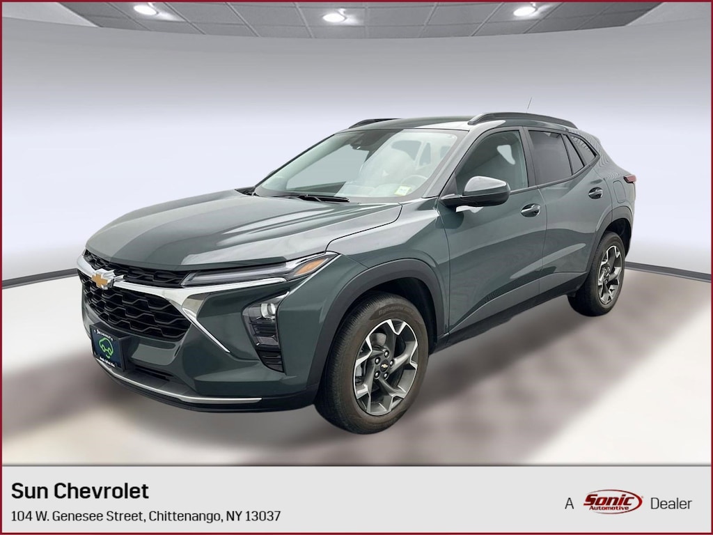 Used 2025 Chevrolet Trax LT SUV